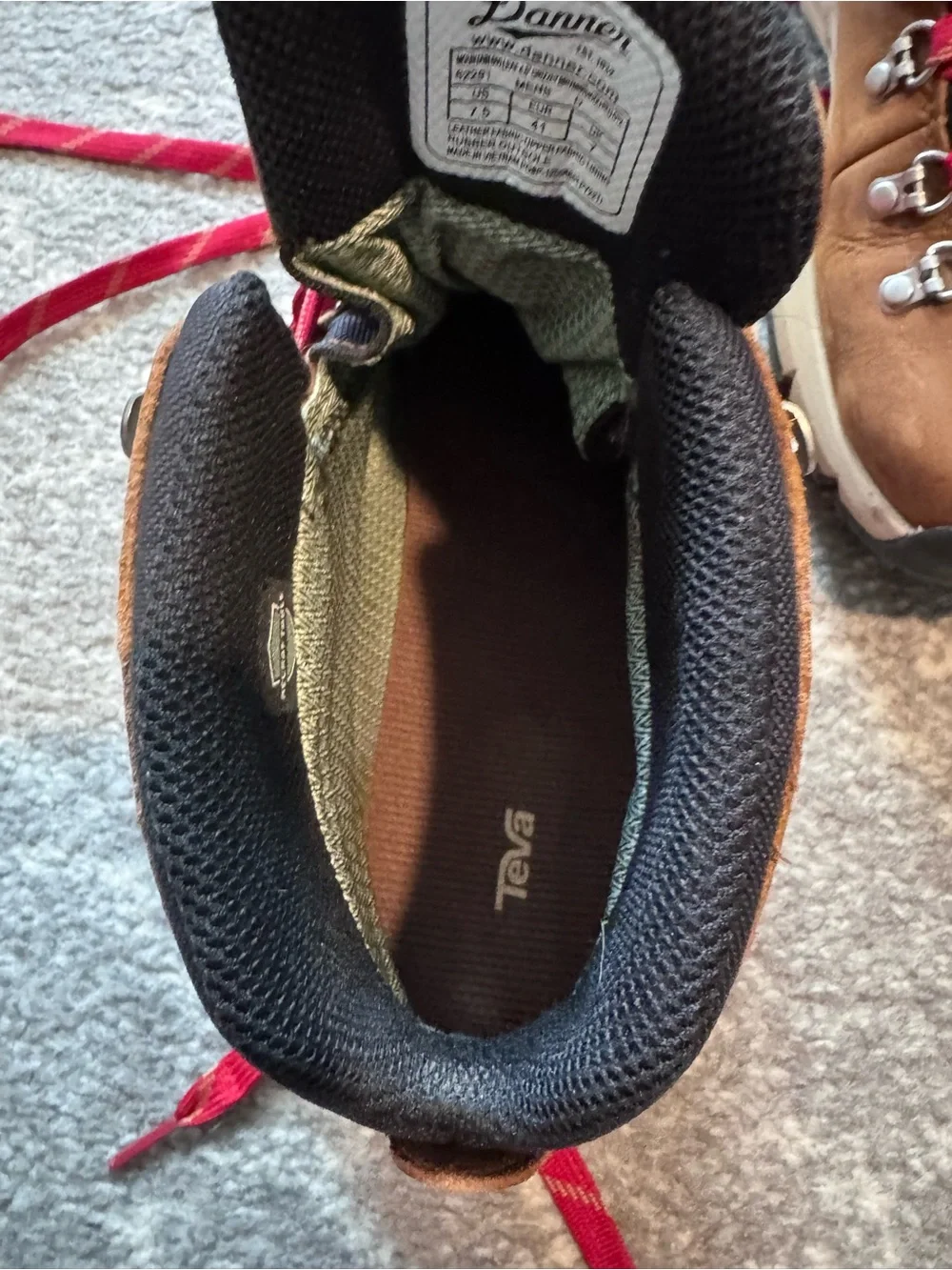 Danner Mountain 600 Leaf GTX Hiking Boots with Red Laces